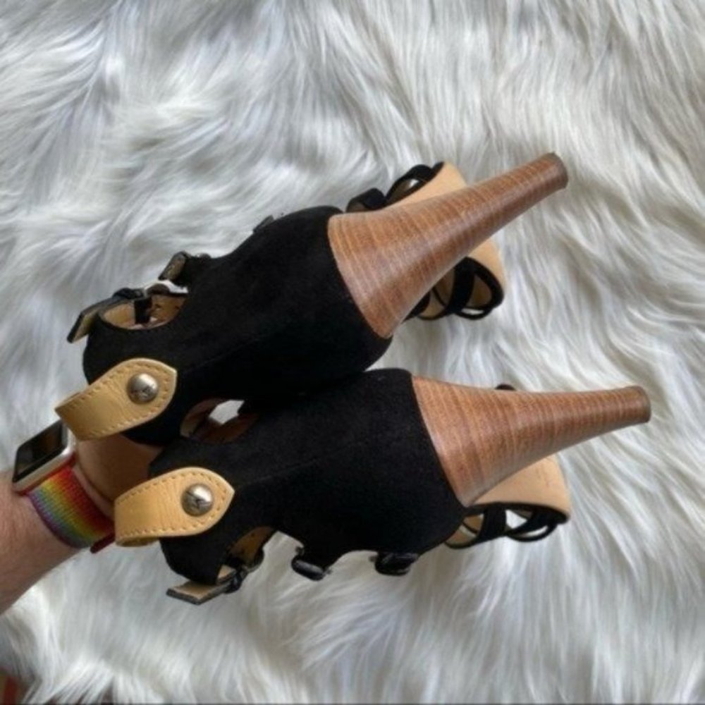 Giuseppe Zanotti Suede Strappy Gladiator Sandals - Picture 4 of 11